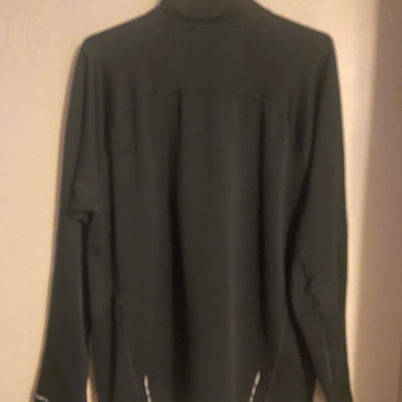 LL Bean men's Polartec "slightly fitted" 1/2 zip pullover- size XL (extra large) - Picture 7 of 9